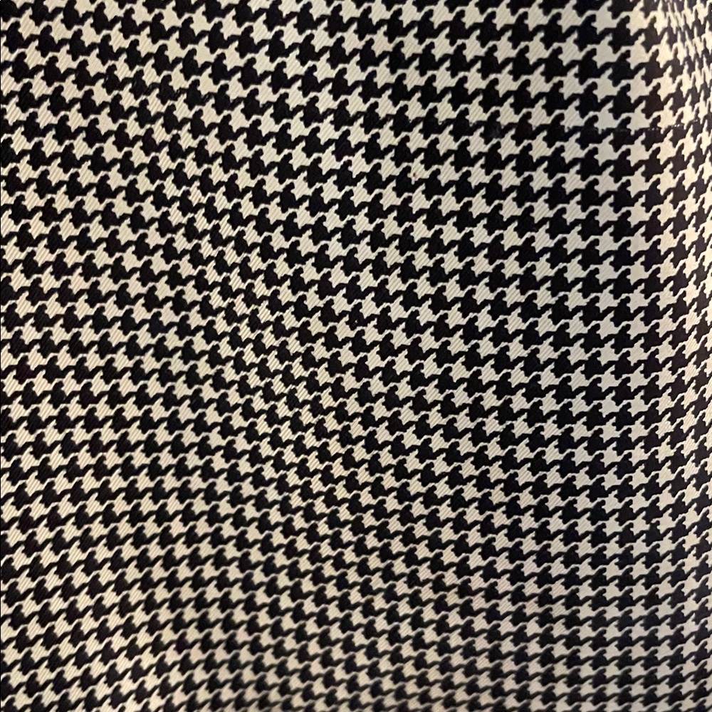Vintage old money silk Ralph Lauren Black and White Houndstooth Scarf - Picture 8 of 9